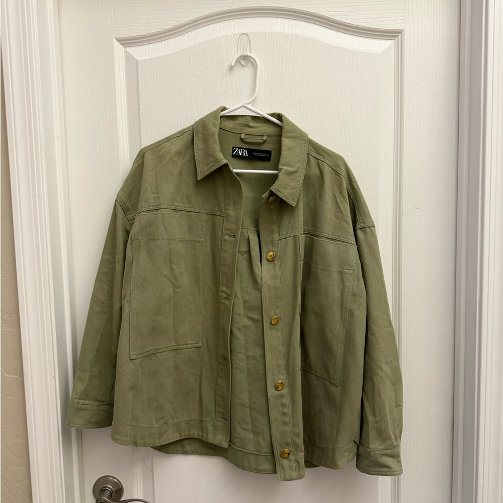 Zara Khaki Green Outerwear